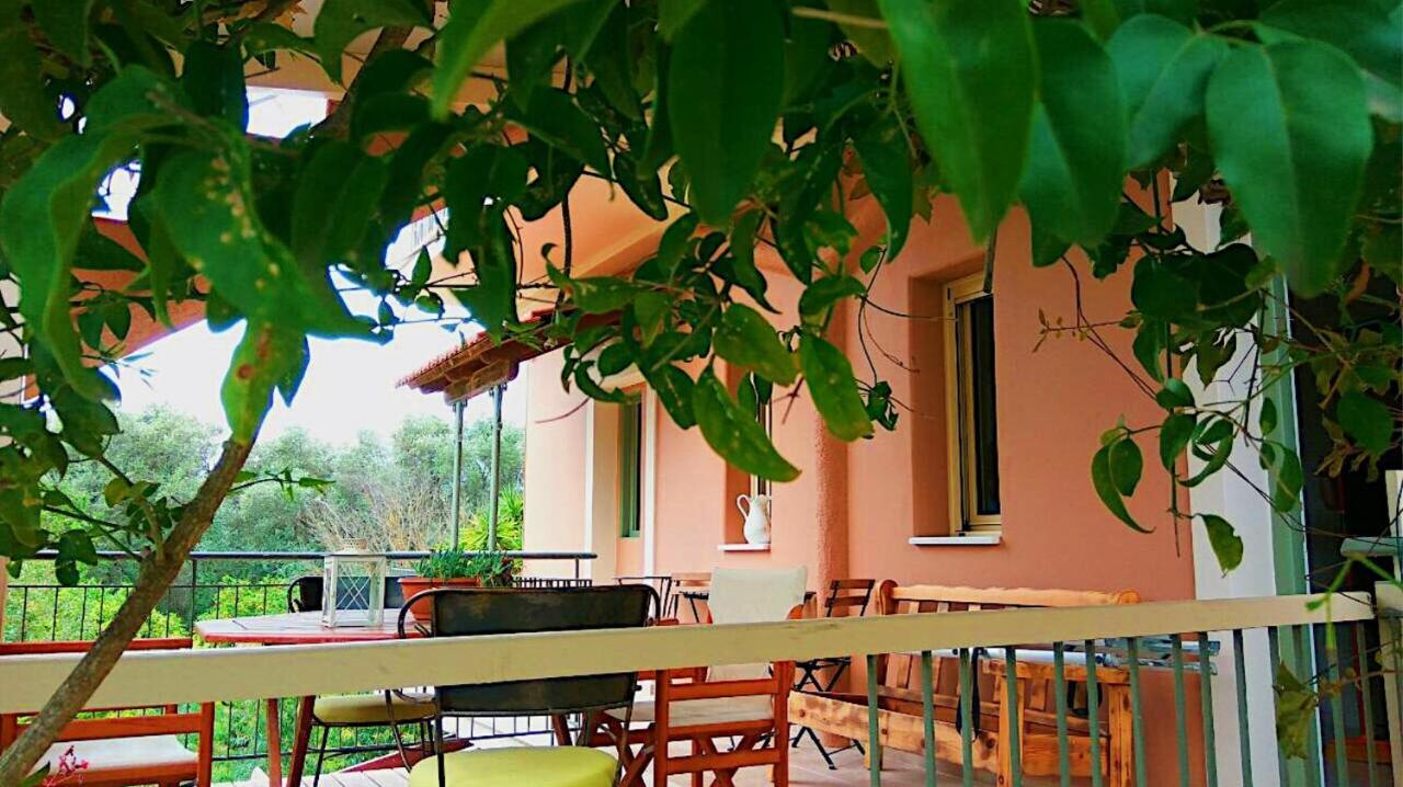 Kefalonia Apartments - Marias Studios - 2 Bedroom Apartment In Orchard, Spartia Bagian luar foto