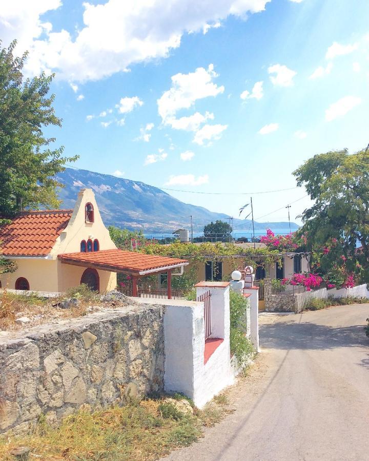 Kefalonia Apartments - Marias Studios - 2 Bedroom Apartment In Orchard, Spartia Bagian luar foto