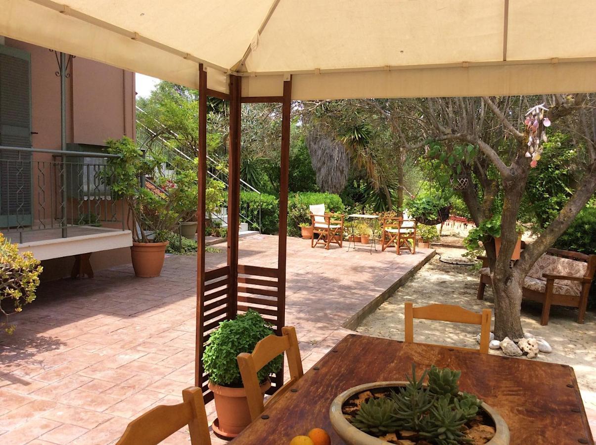 Kefalonia Apartments - Marias Studios - 2 Bedroom Apartment In Orchard, Spartia Bagian luar foto